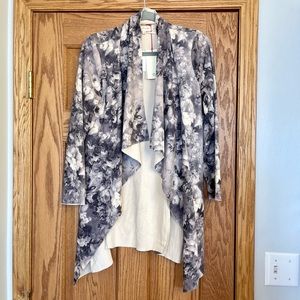 BNWT Solitaire Faux Suede Floral Jacket